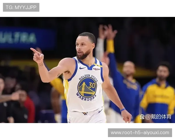 库里后撤步三分,勇士精准射手再次发威 库里后撤步三分,勇士精准射手再次发威